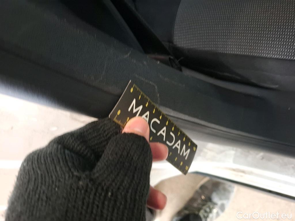  Citroen  C3  Feel Pack 1.5 BlueHDI 100CV BVM5 E6dT #25