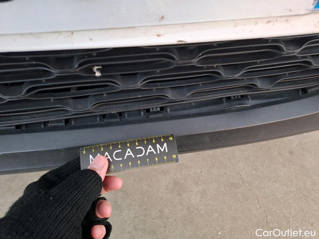  Citroen  C3  Feel Pack 1.5 BlueHDI 100CV BVM5 E6dT #37