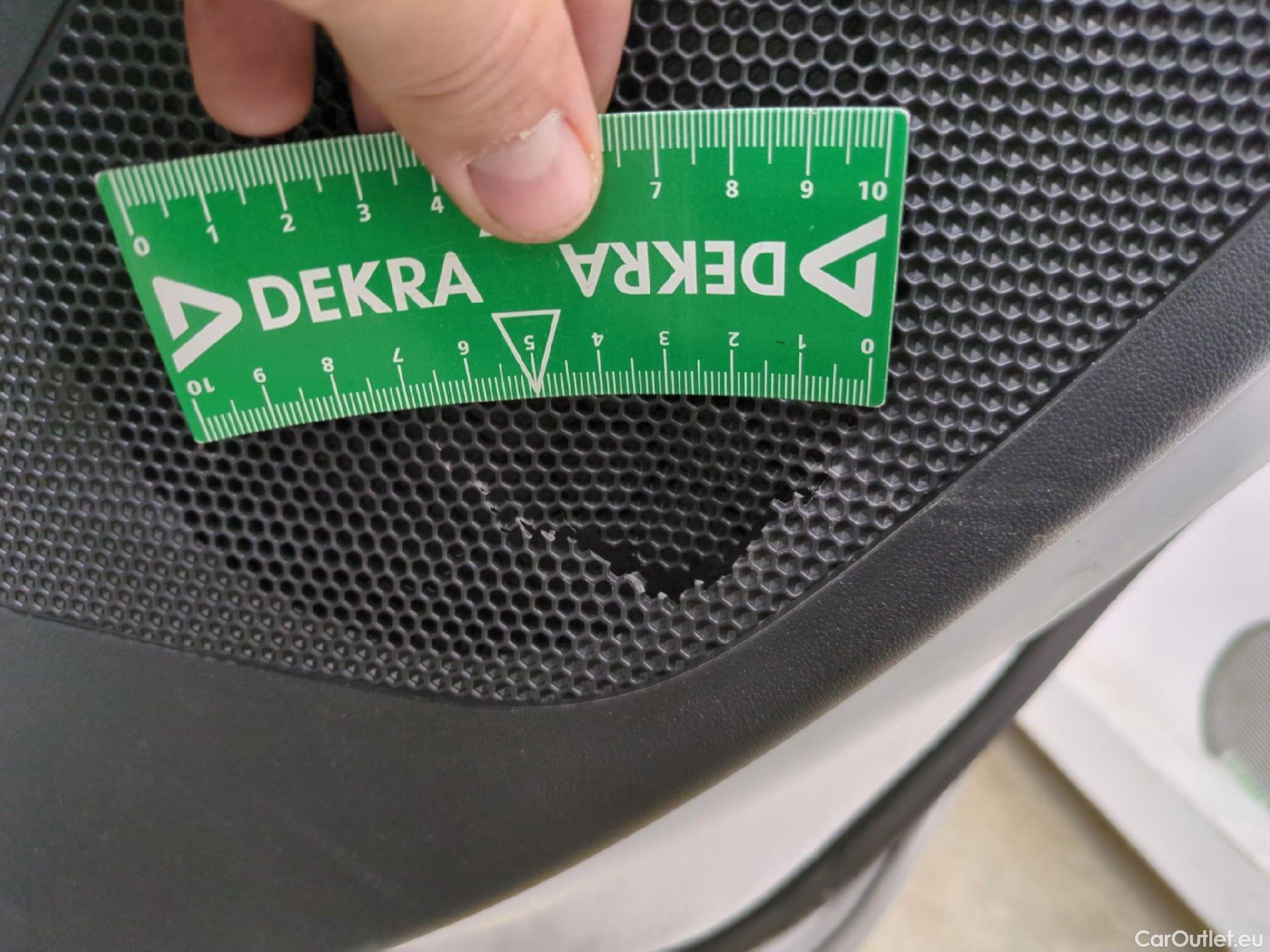  Citroen  C3 CITROEN  Société / 2020 / 5P / Berline / VU PureTech 83 S&S BVM Feel Nav #9