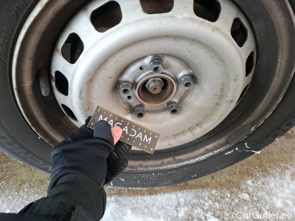  Citroen  Berlingo  Fourgon Club M 650 1.5 BlueHDi 75CV BVM5 E6dT #30