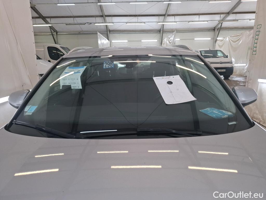  Audi  Q3 AUDI  / 2018 / 5P / SUV 1.5 35 TFSI 150 S TRONIC BUSINESS LINE #19