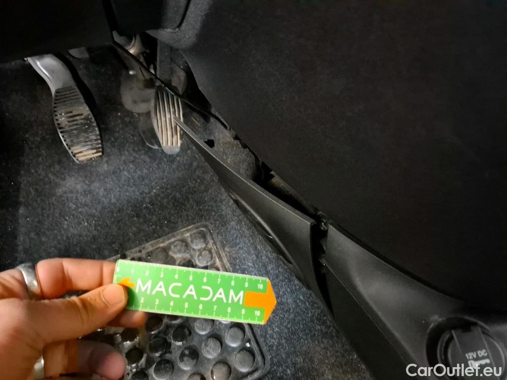  Fiat  500 FIAT C / 2015 / 2P / Cabriolet Hybrid 1.0 BSG 70 ch Dolcevita #9