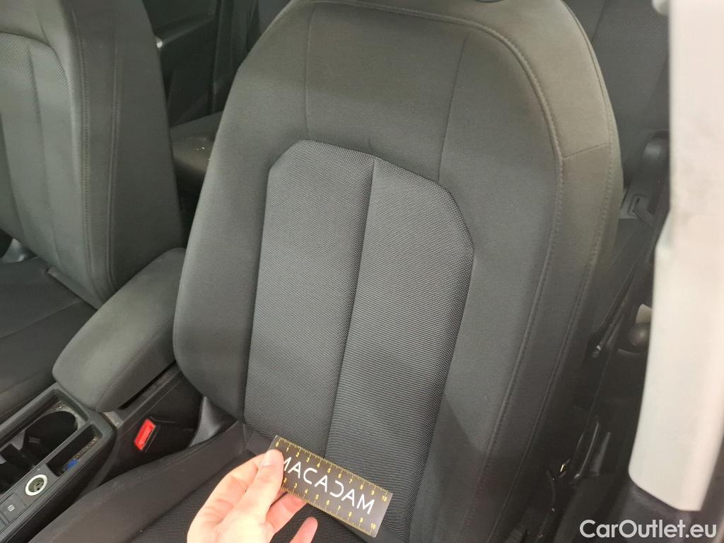  Audi  Q3 AUDI  / 2018 / 5P / SUV 1.5 35 TFSI 150 S TRONIC BUSINESS LINE #26