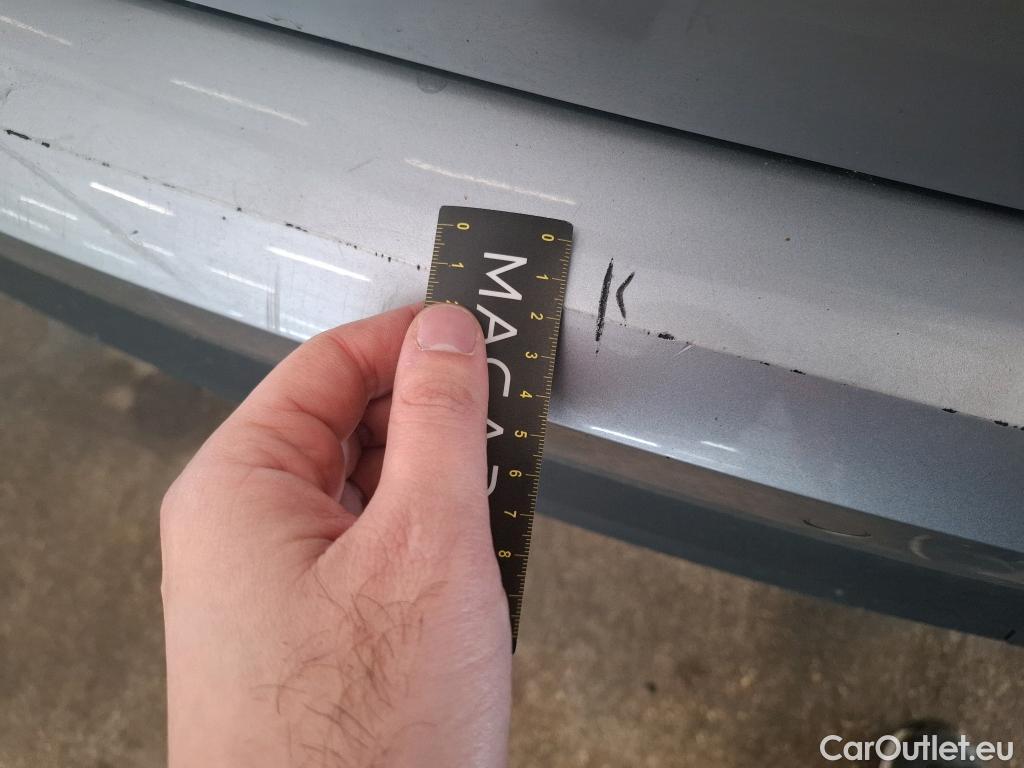  Audi  Q3 AUDI  / 2018 / 5P / SUV 1.5 35 TFSI 150 S TRONIC BUSINESS LINE #9