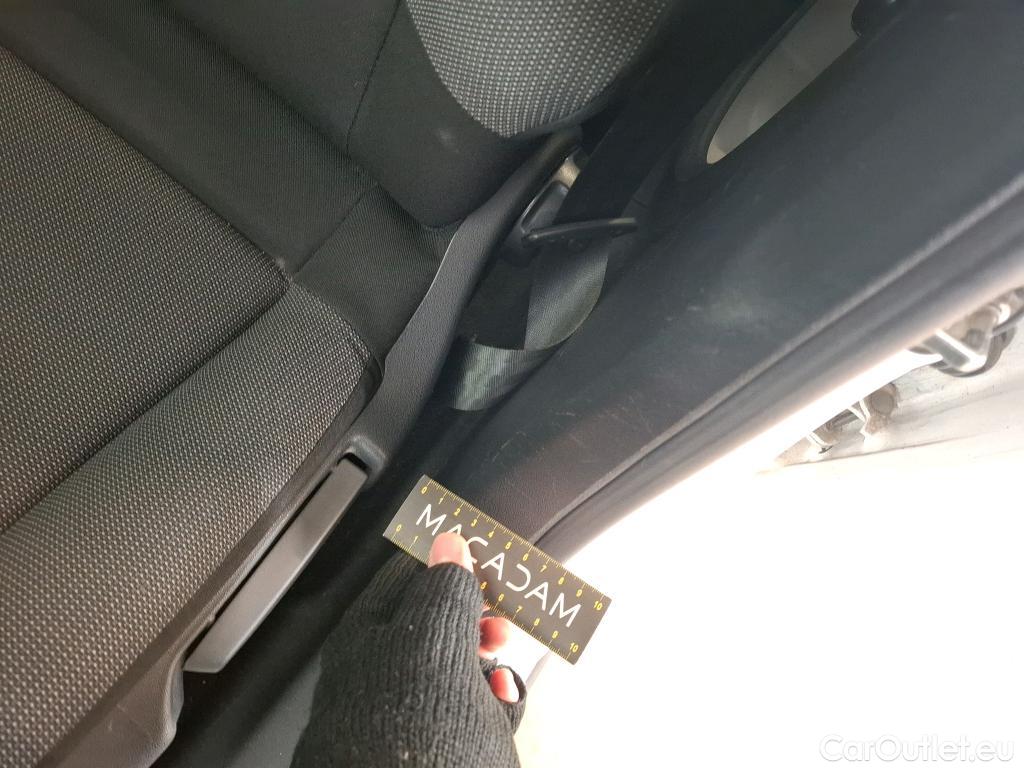  Citroen  C3  Feel Pack 1.5 BlueHDI 100CV BVM5 E6dT #43