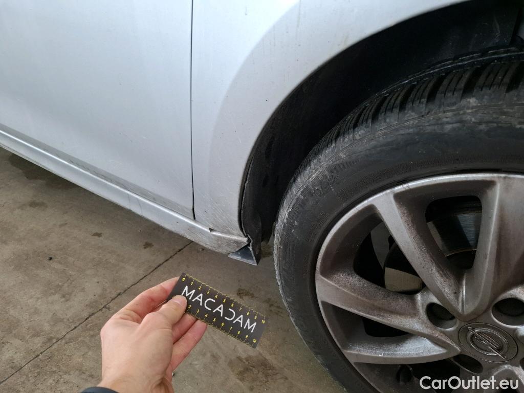  Opel  Corsa  F Elegance Business 1.2 Turbo 100CV BVM6 E6d #44