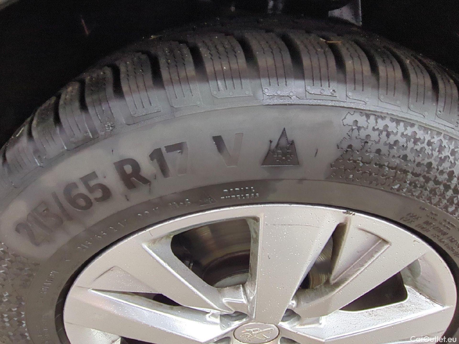  Peugeot  3008  Active Business 1.5 HDi 130CV BVA8 E6d #2