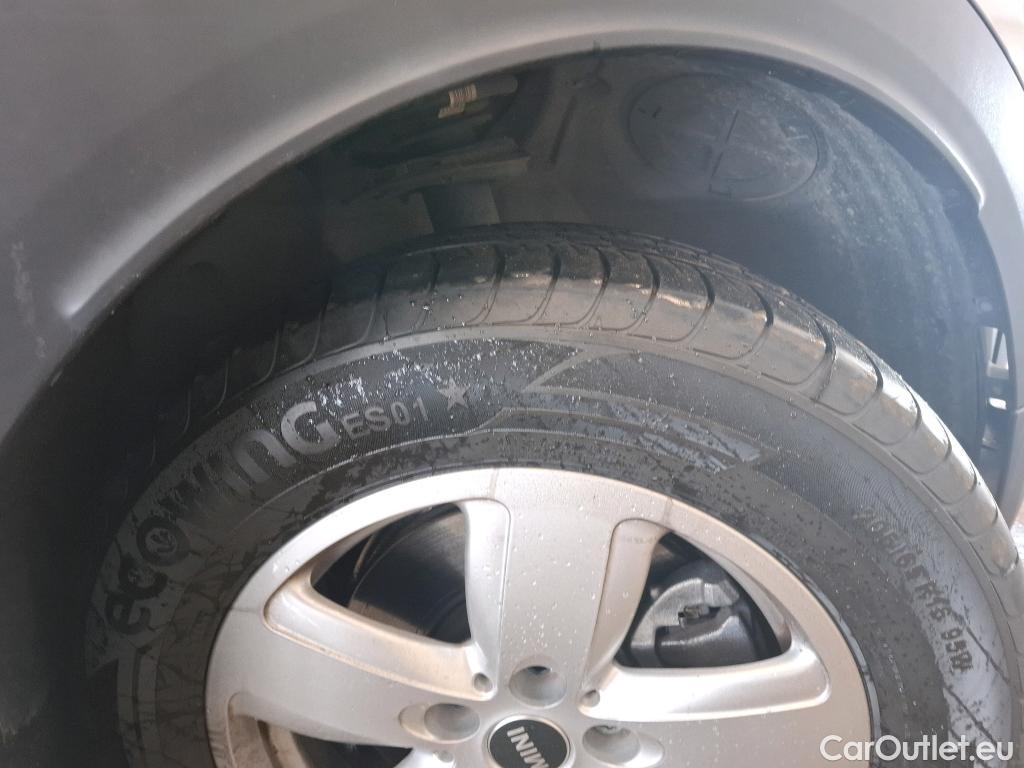  Mini  Countryman MINI  / 2020 / 5P / Crossover Cooper Business Design 136 ch BVA7 #5