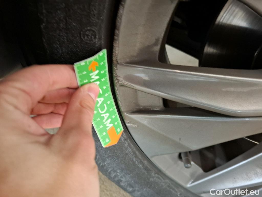  Peugeot  2008  Active Business 1.2 PureTech 130CV BVA8 E6d #3