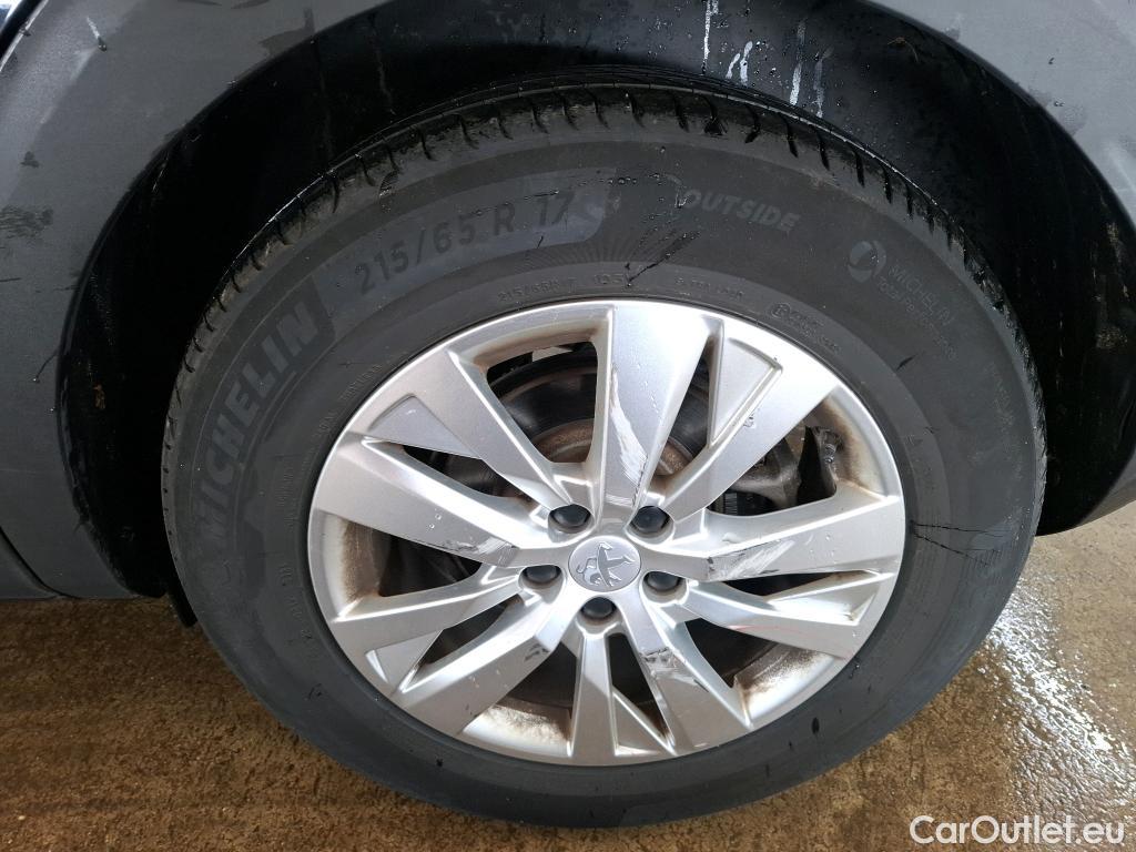  Peugeot  3008  Active Business 1.2 PureTech 130CV BVA8 E6d #24