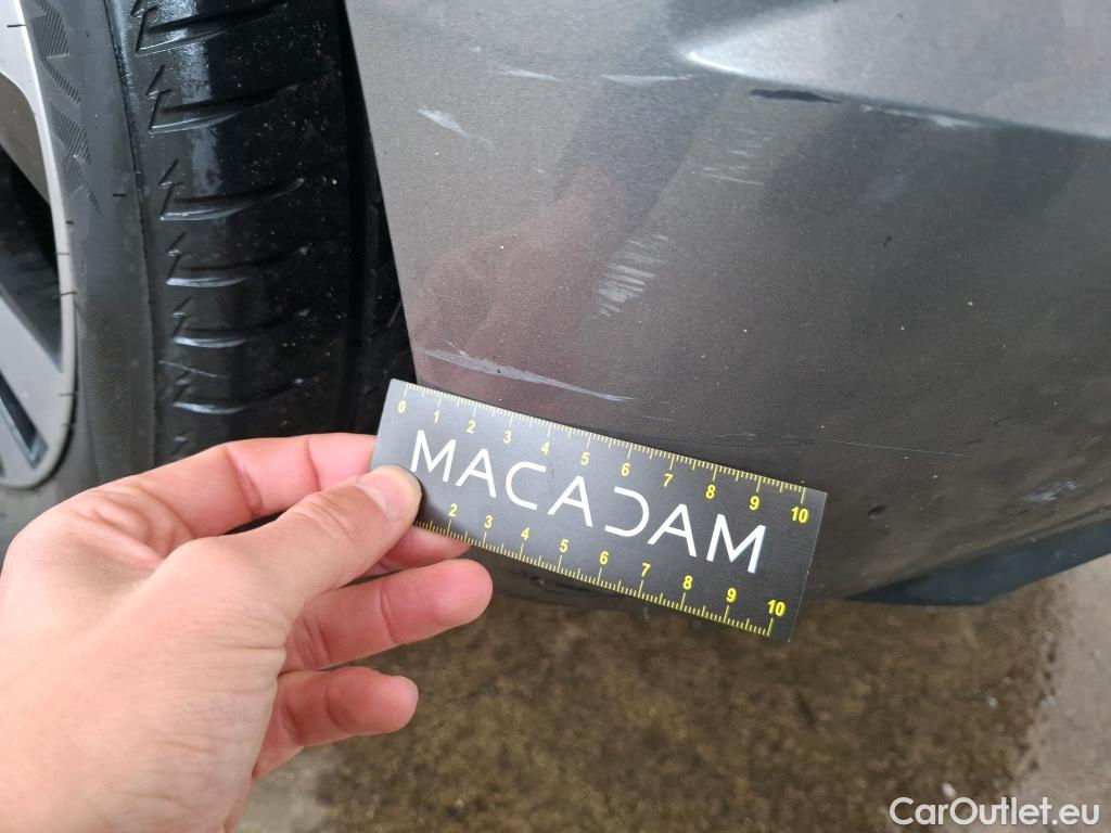  Volkswagen  Polo VOLKSWAGEN  / 2017 / 5P / Berline 1.0 TSI 95 Lounge Business #29