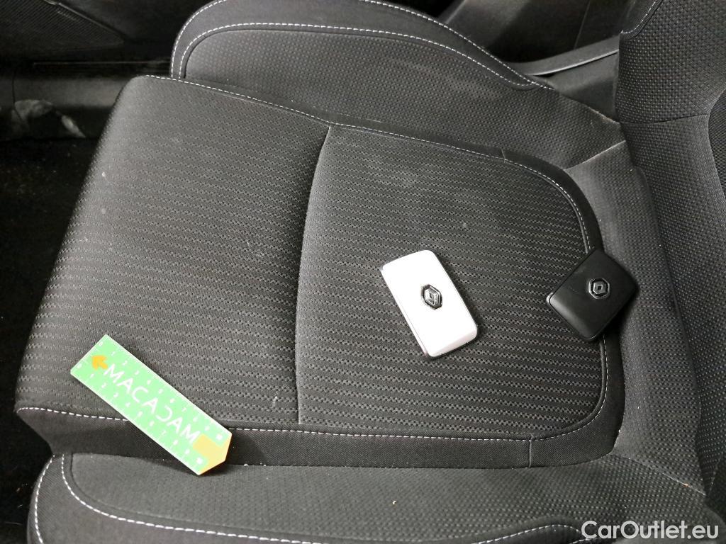  Renault  Megane  IV Estate Business 1.5 dCi 115CV BVM6 E6d #18