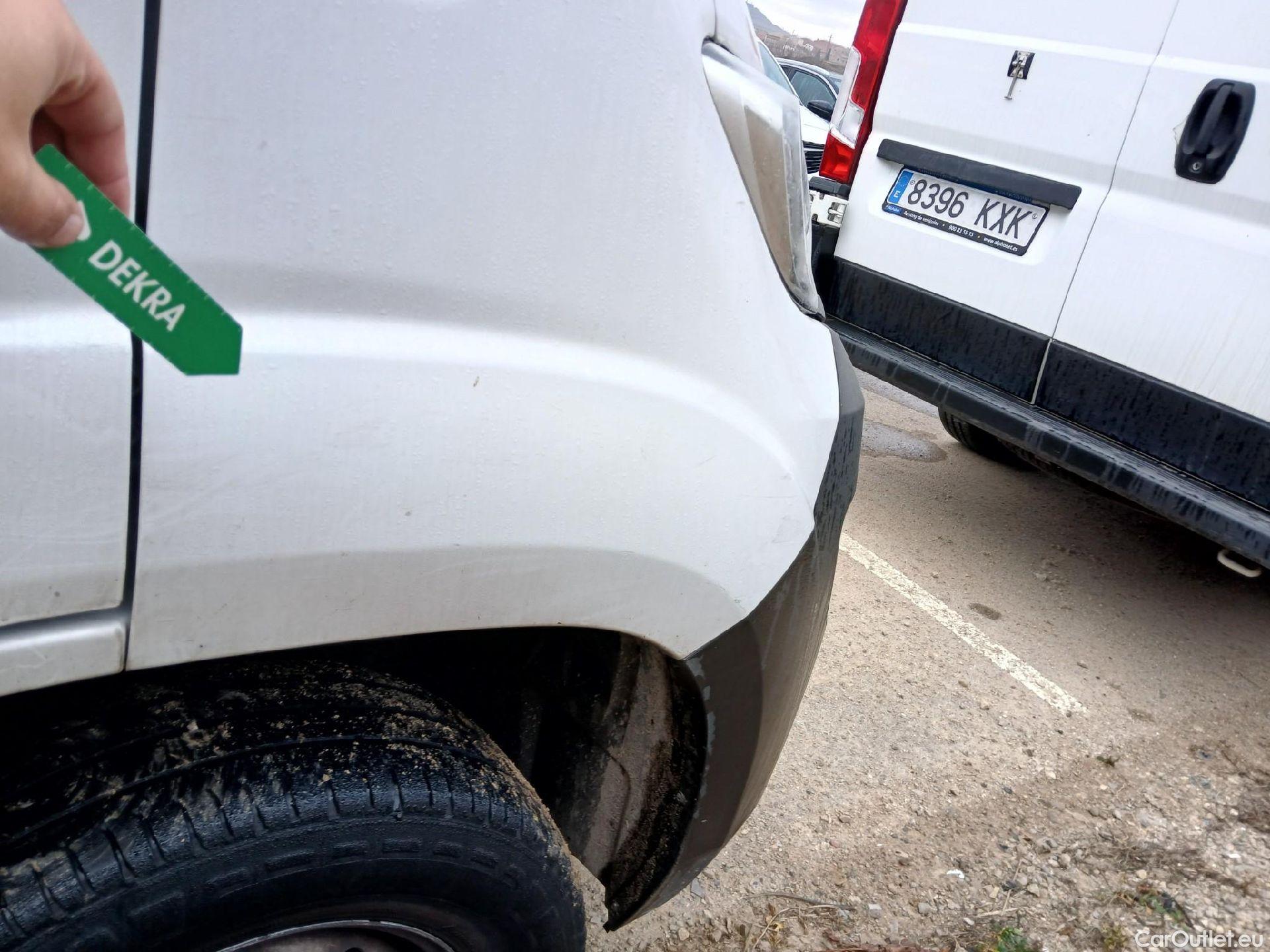  Opel  Movano OPEL  / 2021 / 4P / furgón  Base L2H2 3.5T 2.2 BHDi 88kW #84