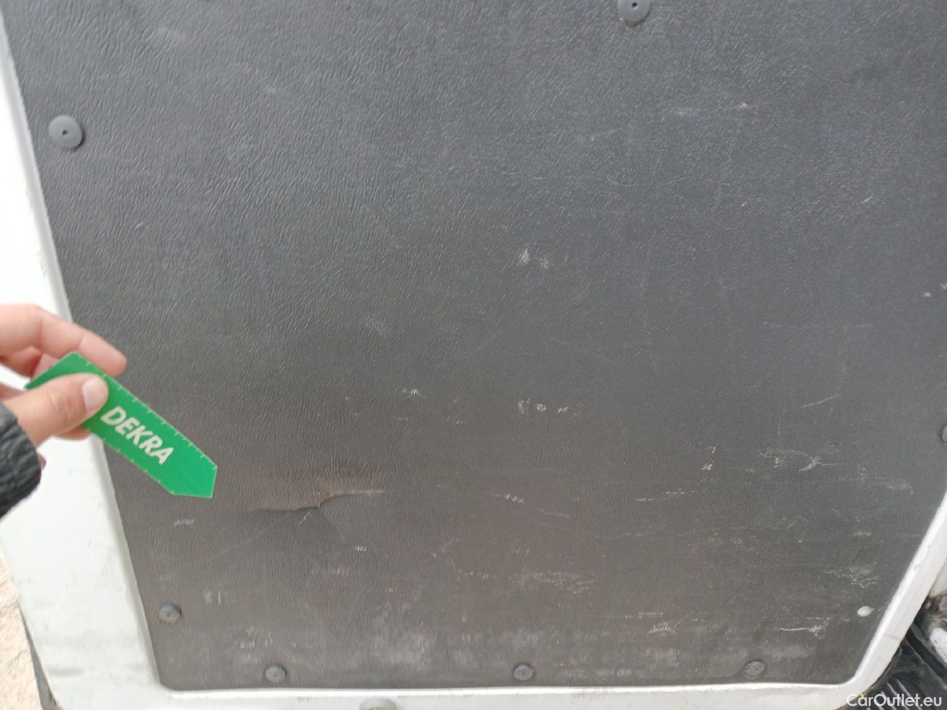  Opel  Movano OPEL  / 2021 / 4P / furgón  Base L2H2 3.5T 2.2 BHDi 88kW #56