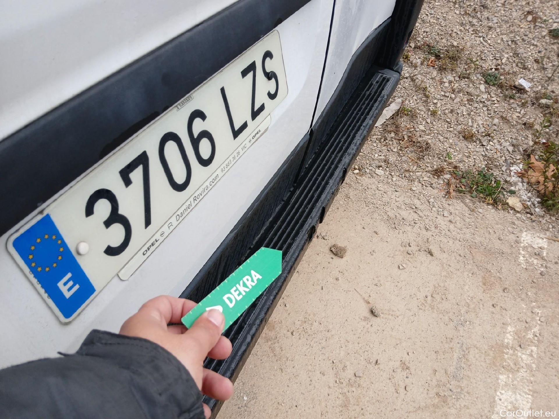  Opel  Movano OPEL  / 2021 / 4P / furgón  Base L2H2 3.5T 2.2 BHDi 88kW #38