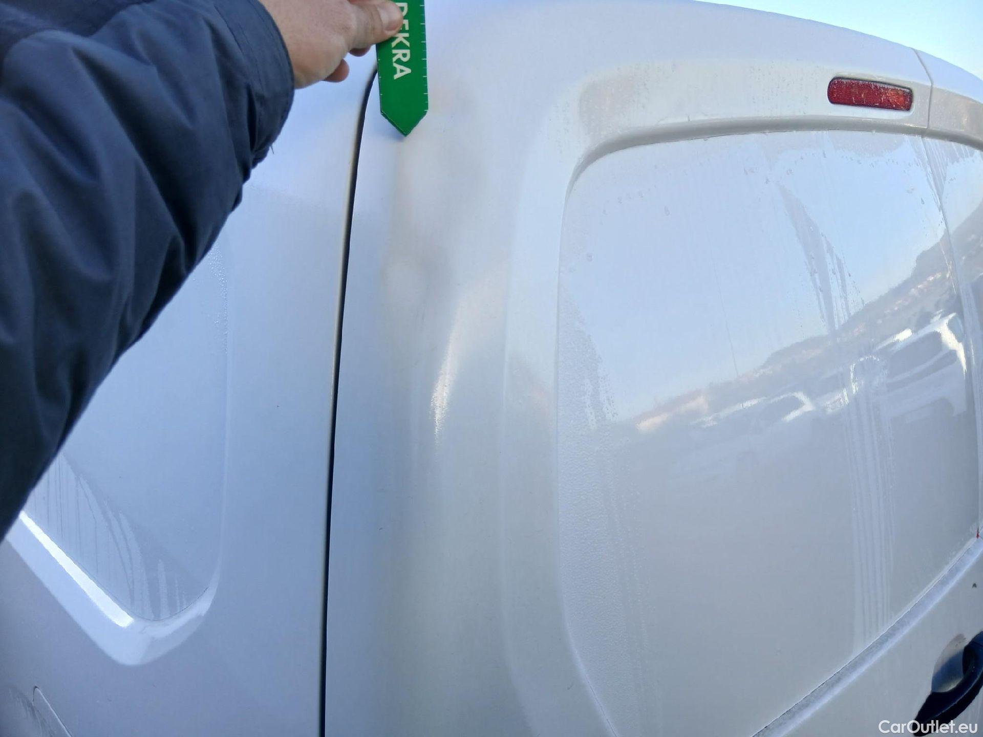  Peugeot  Partner PEUGEOT  / 2018 / 4P / furgón derivado de turismo Premium Standard 600kg BlueHDi 73kW (AC) #18