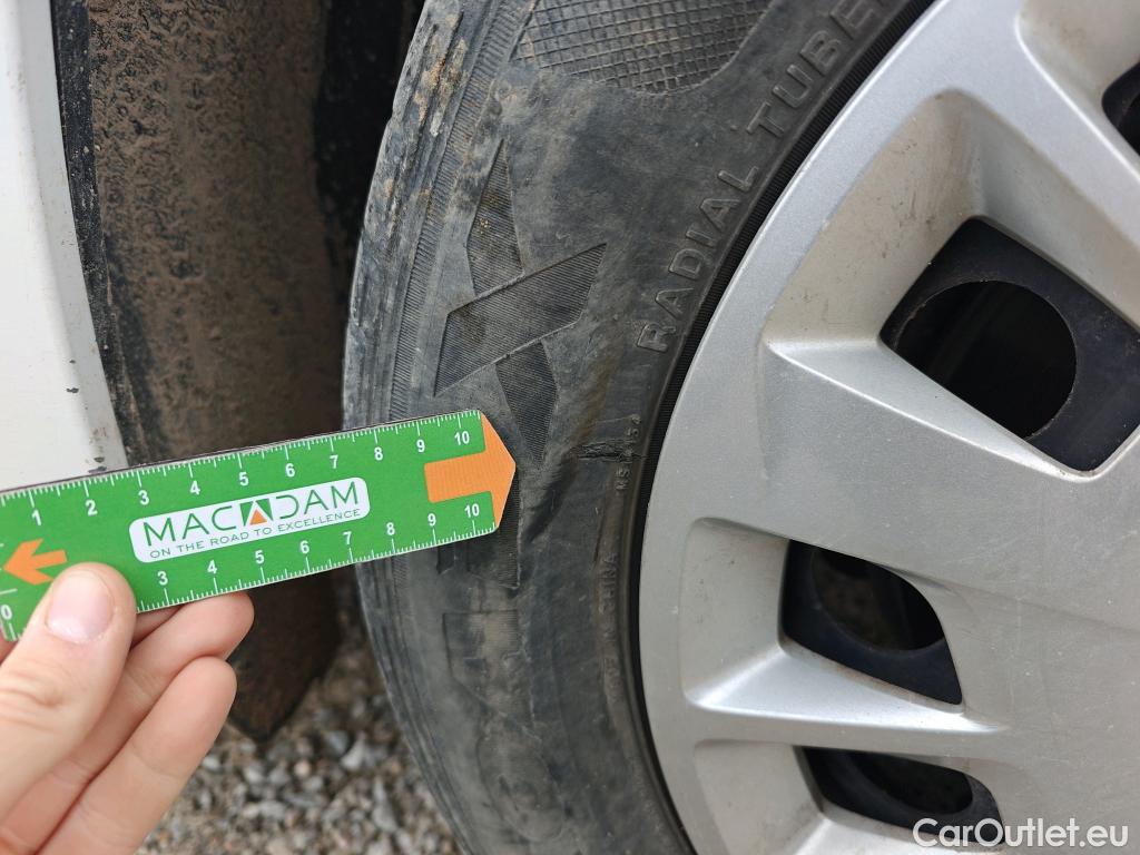  Opel  Combo OPEL  Life / 2018 / 5P / combi 1.5 TD 75kW (100CV) S/S Edition L (IND) #49