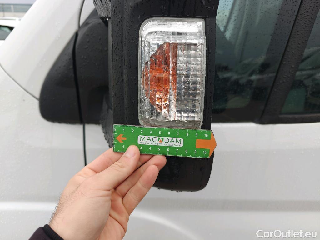  Peugeot  Boxer PEUGEOT  / 2014 / 4P / furgón 333 L2 H1 BHDI 103kW (140CV) S&S 6 V. M (AC) #20