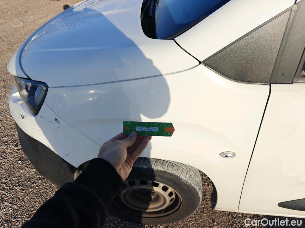  Peugeot  Partner PEUGEOT  / 2018 / 3P / furgón derivado de turismo Pro Standard 600kg BlueHDi 73kW (AC) #57