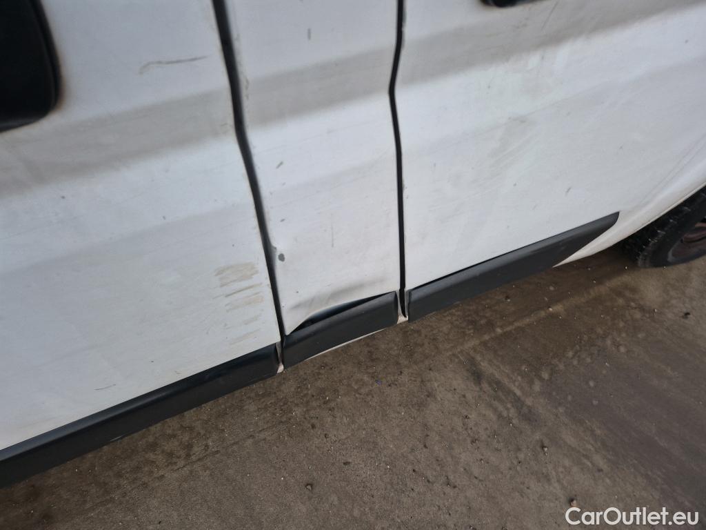  Peugeot  Boxer PEUGEOT  / 2014 / 4P / furgón 333 L2 H1 BHDI 103kW (140CV) S&S 6 V. M (AC) #31