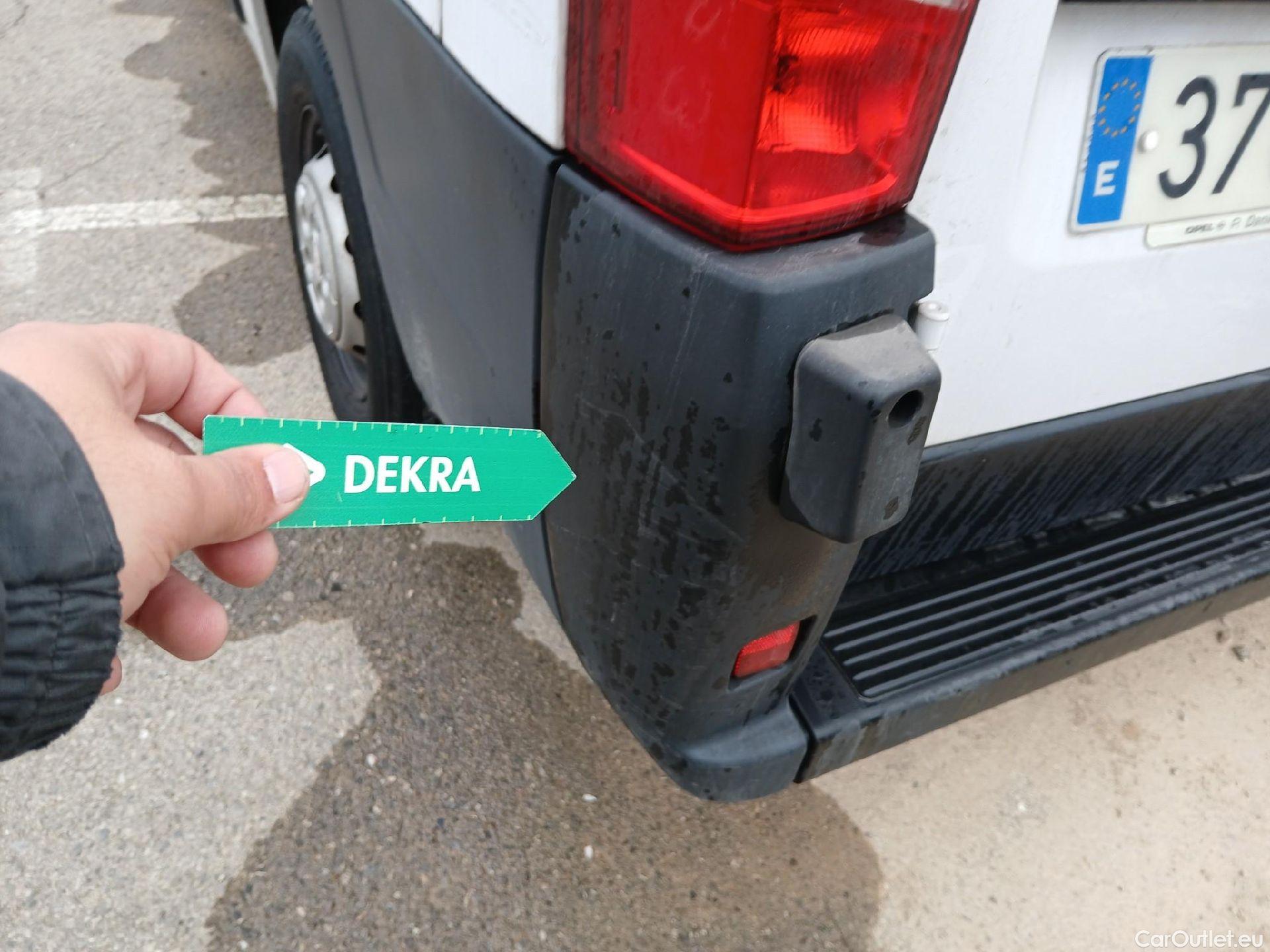  Opel  Movano OPEL  / 2021 / 4P / furgón  Base L2H2 3.5T 2.2 BHDi 88kW #40