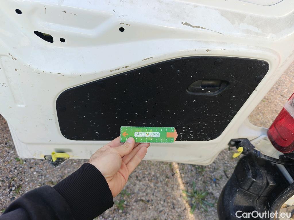  Peugeot  Partner PEUGEOT  / 2018 / 3P / furgón derivado de turismo Pro Standard 600kg BlueHDi 73kW (AC) #77