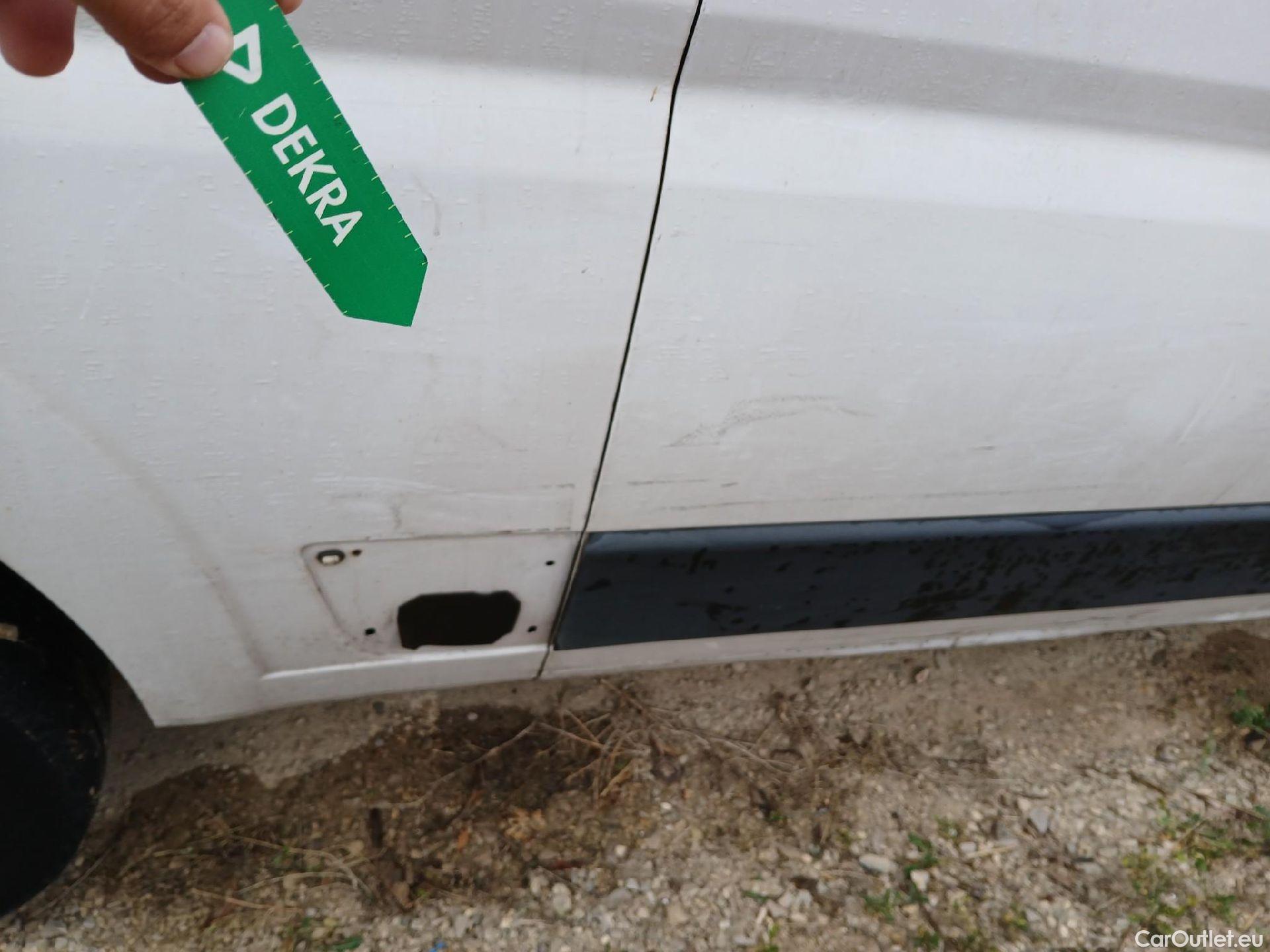  Opel  Movano OPEL  / 2021 / 4P / furgón  Base L2H2 3.5T 2.2 BHDi 88kW #67