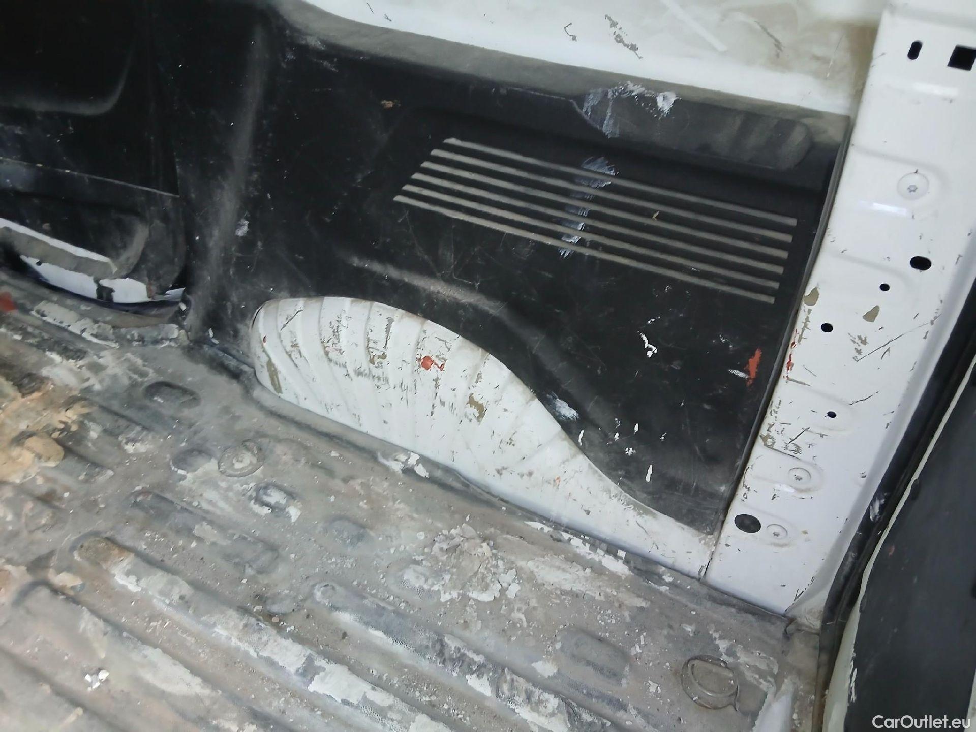  Peugeot  Partner PEUGEOT  / 2018 / 4P / furgón derivado de turismo Premium Standard 600kg BlueHDi 73kW (AC) #39