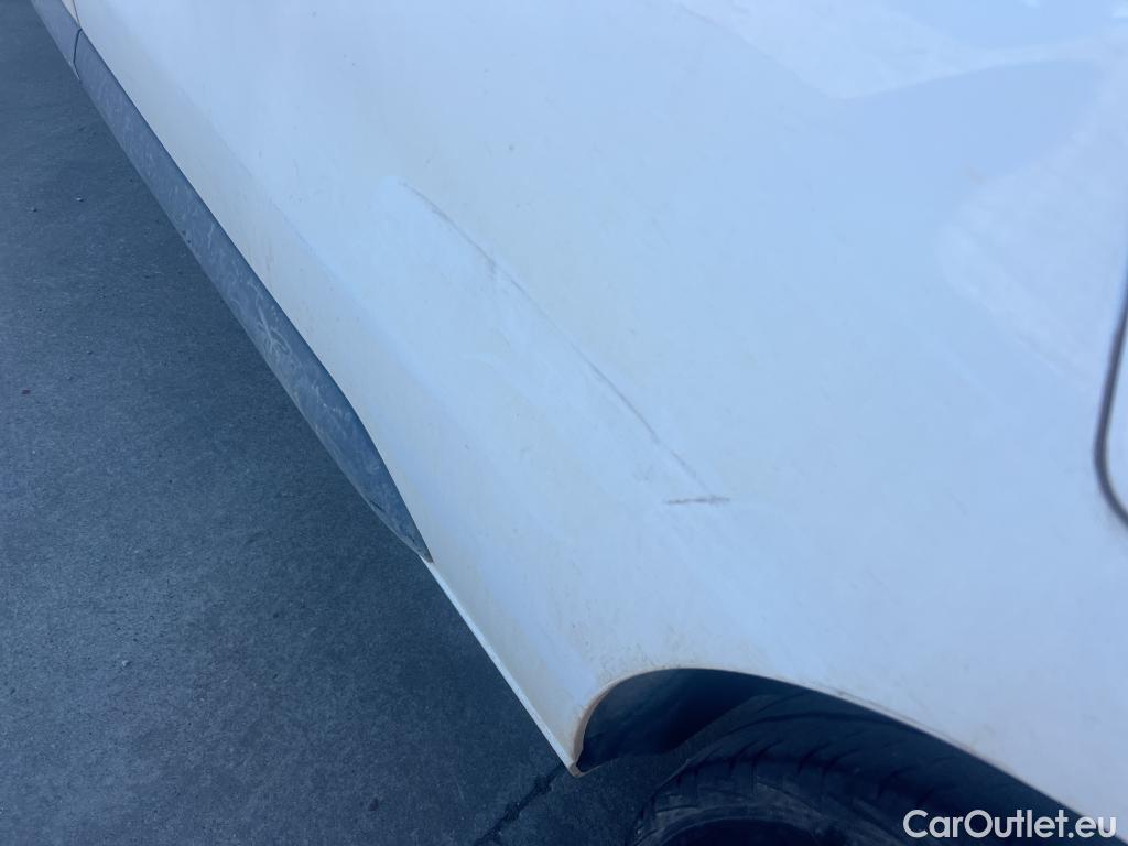  Peugeot  Expert PEUGEOT  / 2016 / 4P / furgón Furgón Premium 1.5 BlueHDi 100 Standard (AC) #19