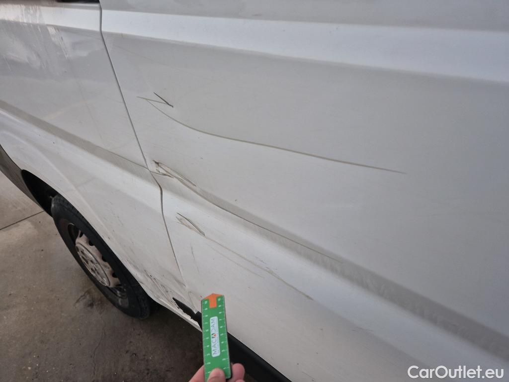  Peugeot  Boxer PEUGEOT  / 2014 / 4P / furgón 333 L2 H1 BHDI 103kW (140CV) S&S 6 V. M (AC) #17