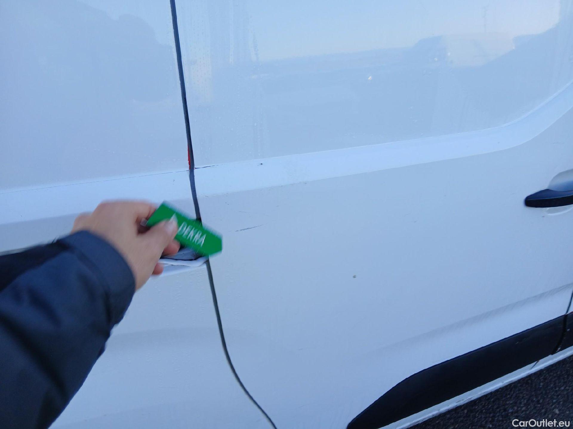  Peugeot  Partner PEUGEOT  / 2018 / 4P / furgón derivado de turismo Premium Standard 600kg BlueHDi 73kW (AC) #30