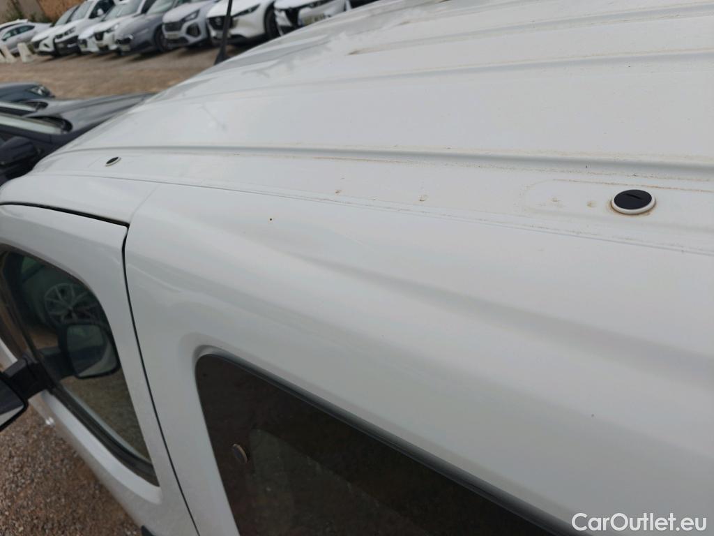  Opel  Combo OPEL  Life / 2018 / 5P / combi 1.5 TD 75kW (100CV) S/S Edition L (IND) #5