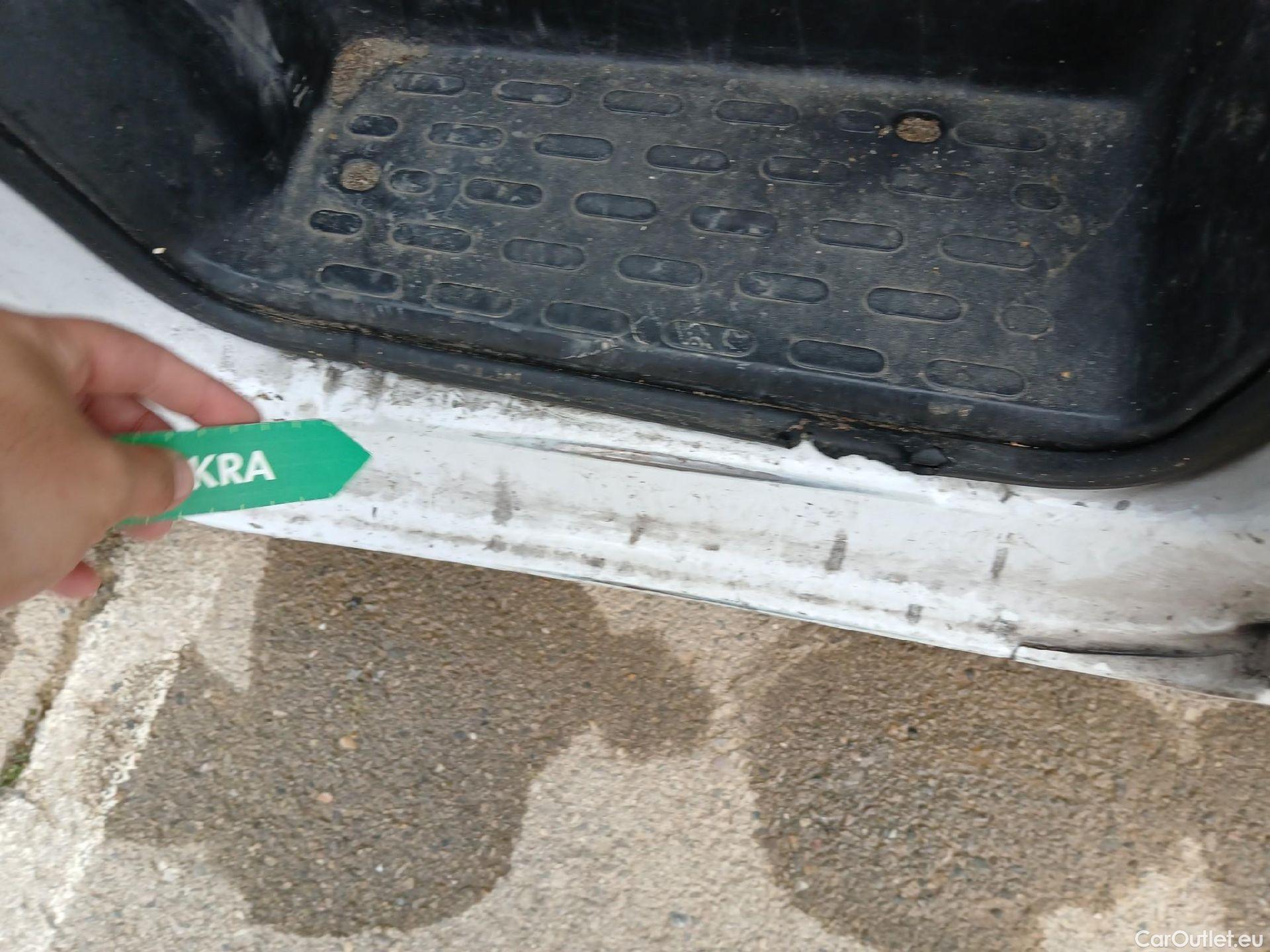  Opel  Movano OPEL  / 2021 / 4P / furgón  Base L2H2 3.5T 2.2 BHDi 88kW #6