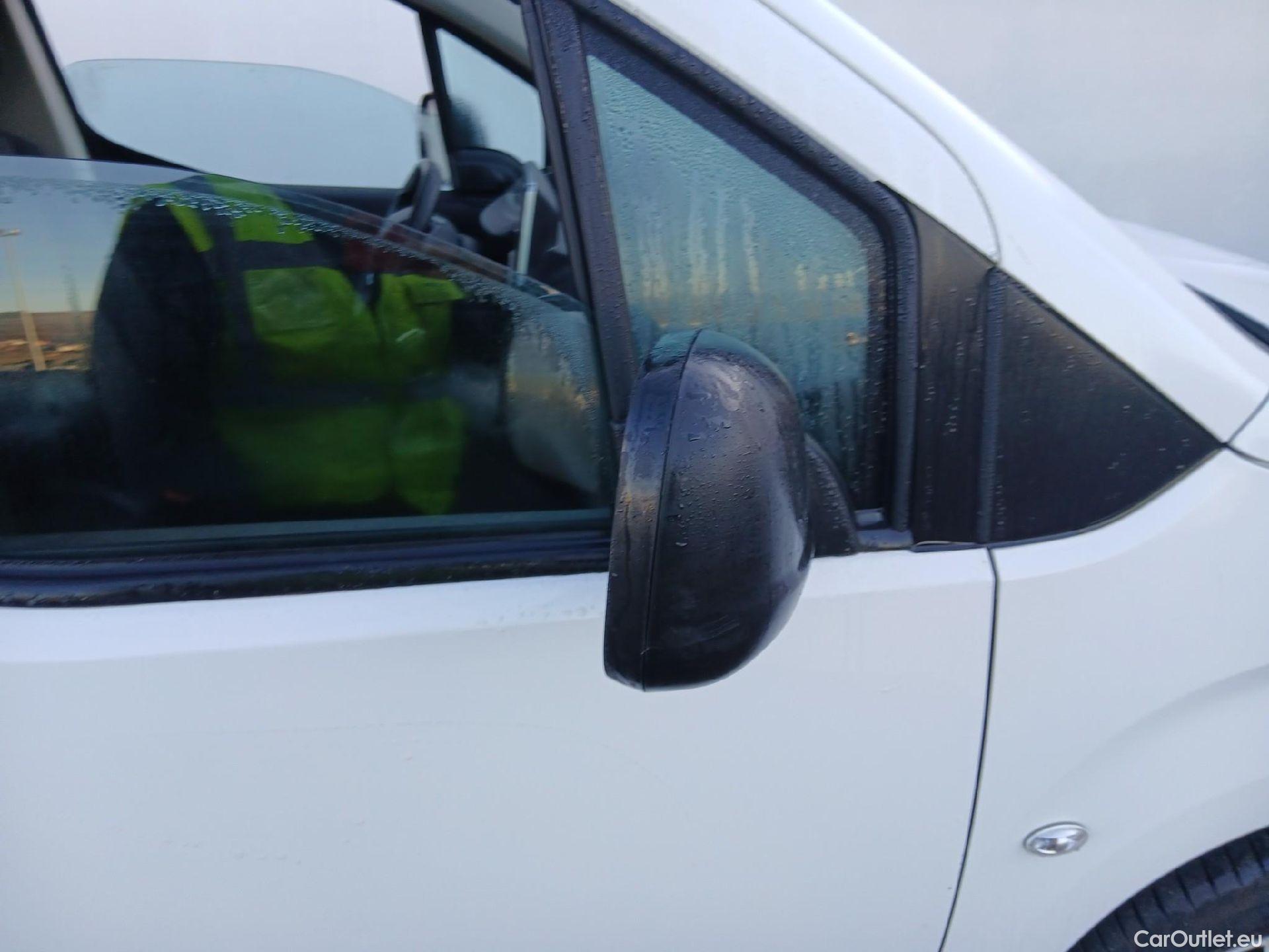  Peugeot  Partner PEUGEOT  / 2018 / 4P / furgón derivado de turismo Premium Standard 600kg BlueHDi 73kW (AC) #34