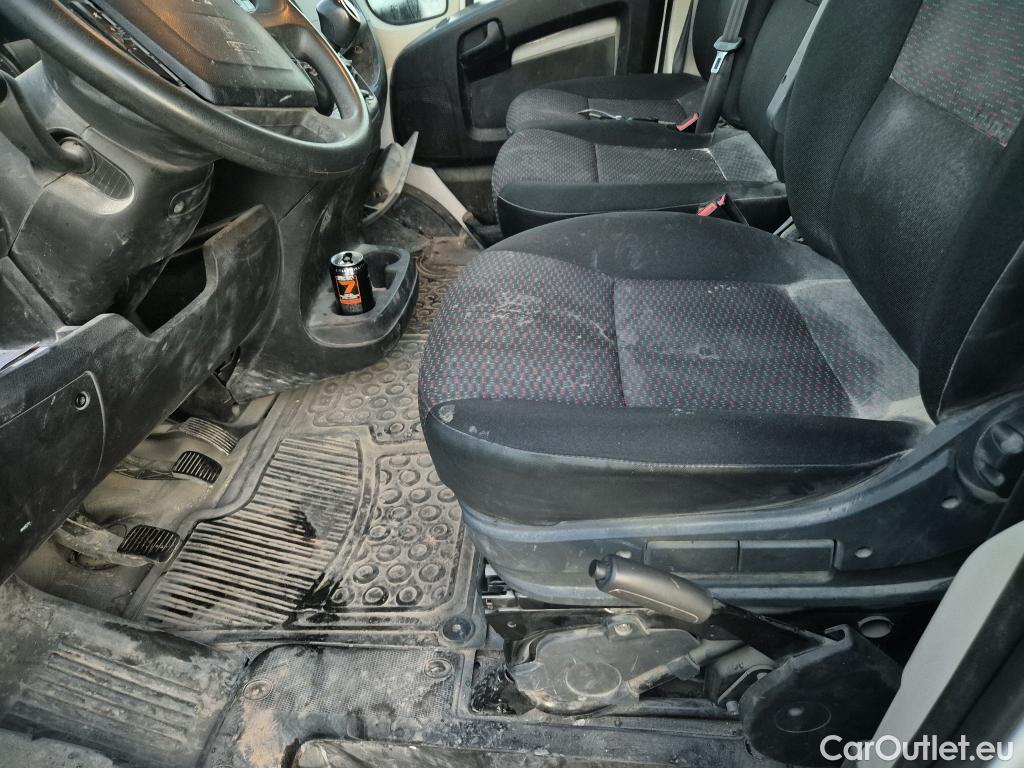  Peugeot  Boxer PEUGEOT  / 2014 / 4P / furgón 333 L2 H1 BHDI 103kW (140CV) S&S 6 V. M (AC) #52