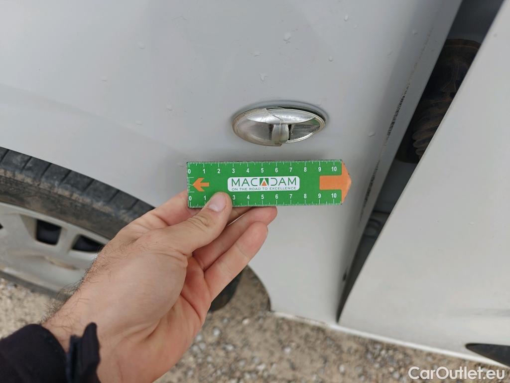  Opel  Combo OPEL  Life / 2018 / 5P / combi 1.5 TD 75kW (100CV) S/S Edition L (IND) #76