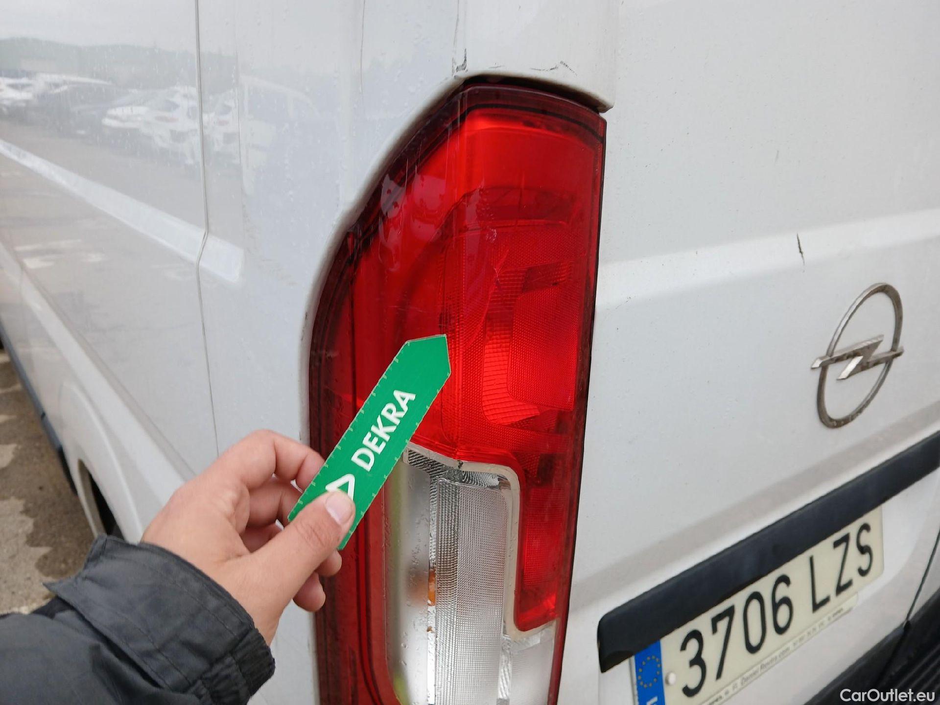  Opel  Movano OPEL  / 2021 / 4P / furgón  Base L2H2 3.5T 2.2 BHDi 88kW #30