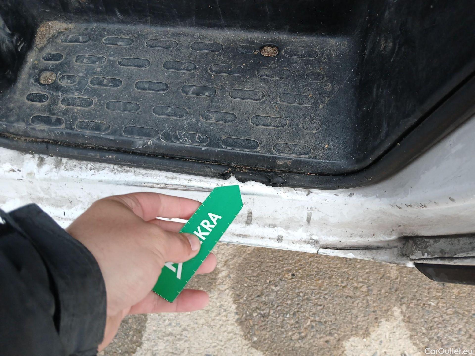  Opel  Movano OPEL  / 2021 / 4P / furgón  Base L2H2 3.5T 2.2 BHDi 88kW #4