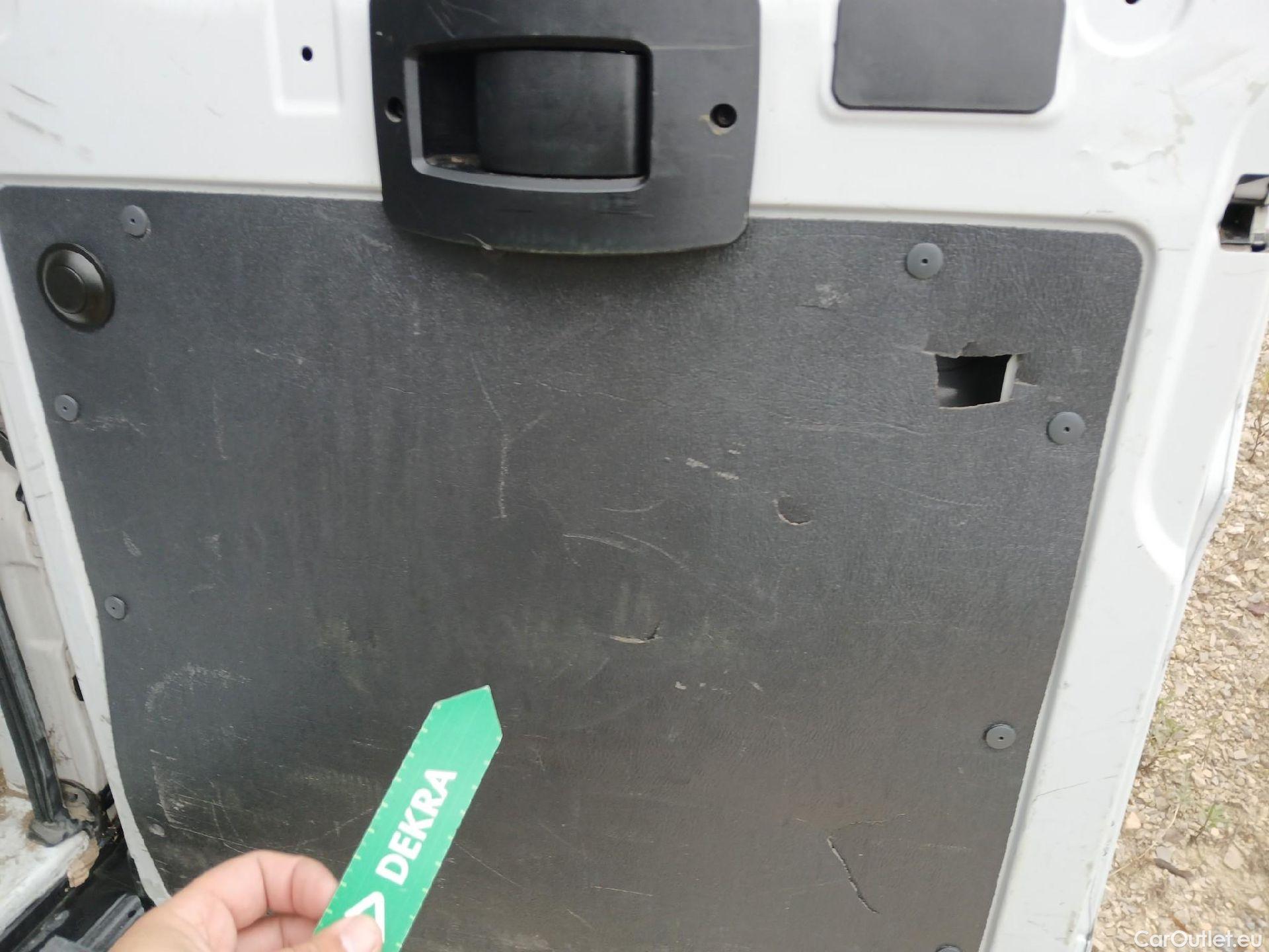  Opel  Movano OPEL  / 2021 / 4P / furgón  Base L2H2 3.5T 2.2 BHDi 88kW #63