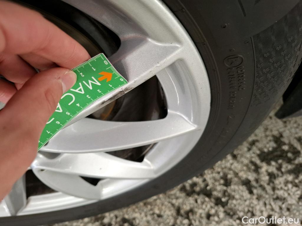  Bmw  X2 Série  F39 sDrive 18d Lounge 2.0 150CV BVA8 E6dT #23