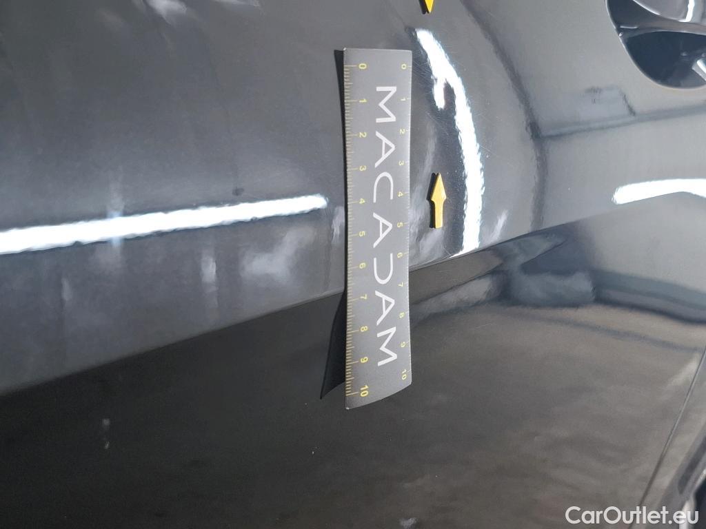  Bmw  Serie 2 BMW Série 2 Gran Coupé / 2019 / 4P / Berline 220D AUTO Business Design #27