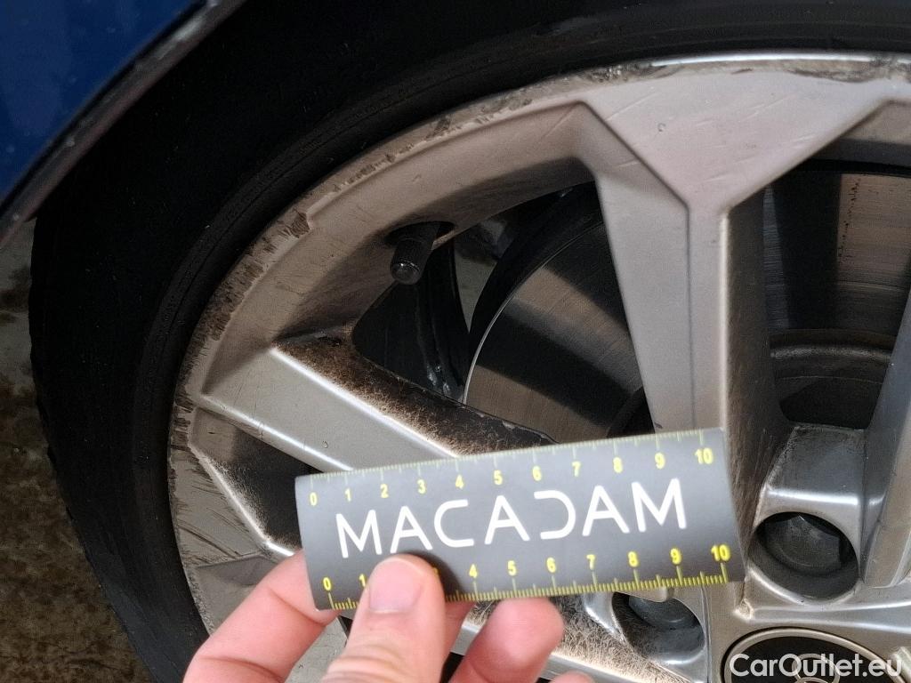  Audi  A3  Berline 30 TFSI Business Line 1.0 TFSI 110CV BVM6 E6d #36