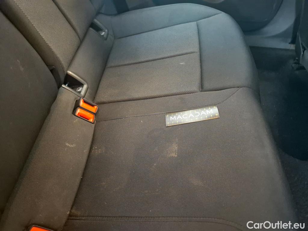  Audi  A3  Berline 30 TFSI Business Line 1.0 TFSI 110CV BVM6 E6d #47