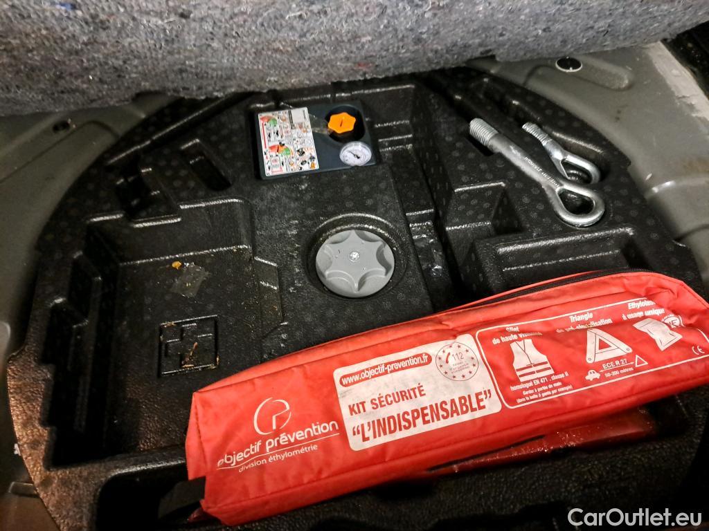  Nissan  Qashqai NISSAN  / 2017 / 5P / Crossover 1.5 DCI 115 DCT Business+ #14