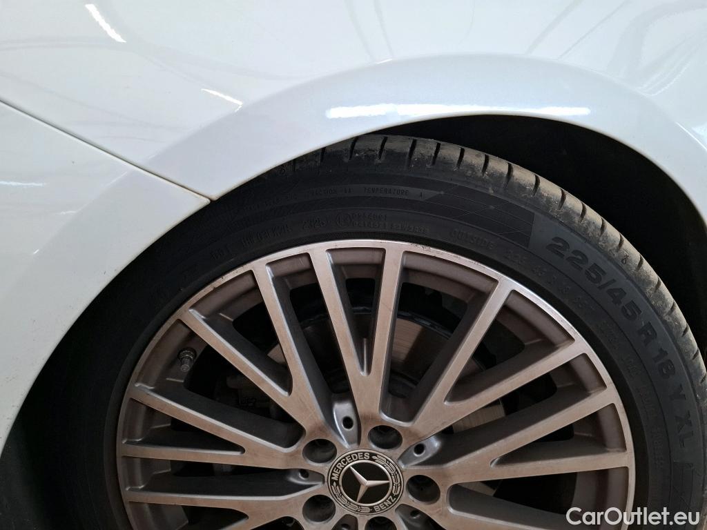  Mercedes  CLA-Klasse MERCEDES-BENZ CLA Shooting Brake / 2019 / 5P / Break CLA 200 d Business Line BA8 #34