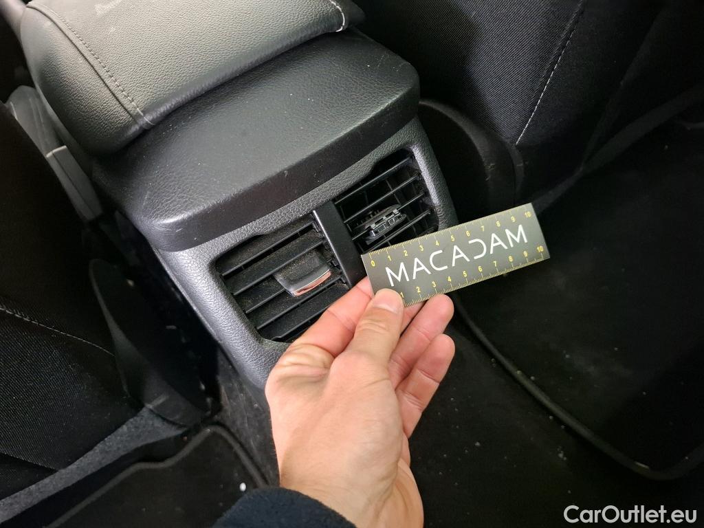  Ford  Mondeo FORD  SW / 2019 / 5P / Break SW 2.0 HYBRID 187 auto Titanium Business #6