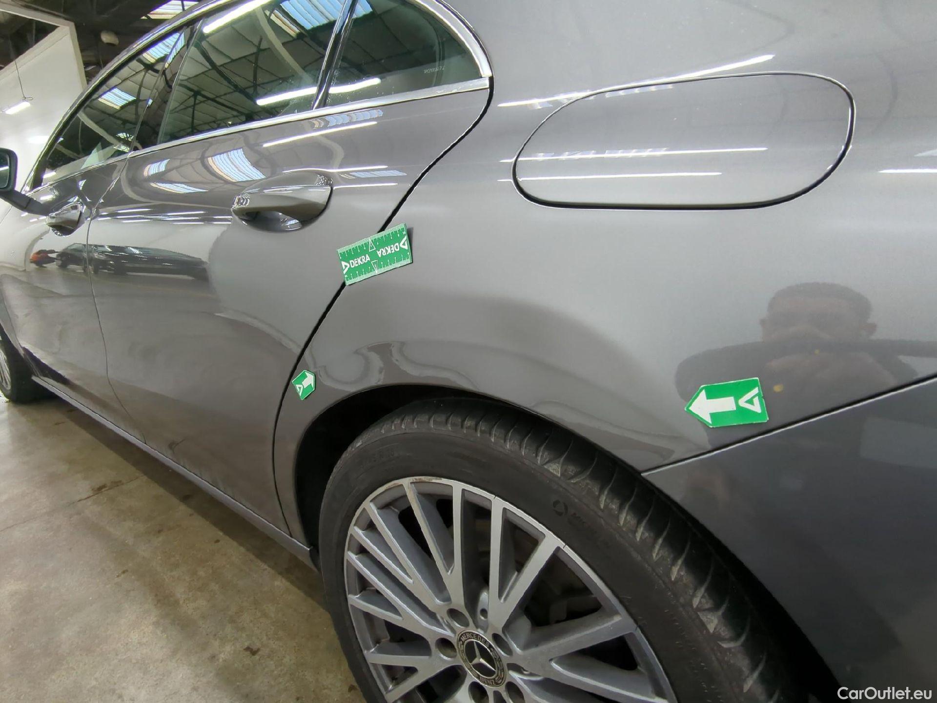  Mercedes  CLA-Klasse MERCEDES-BENZ CLA Coupe / 2019 / 4P / Coupé CLA 200 d Business Line BA8 #11