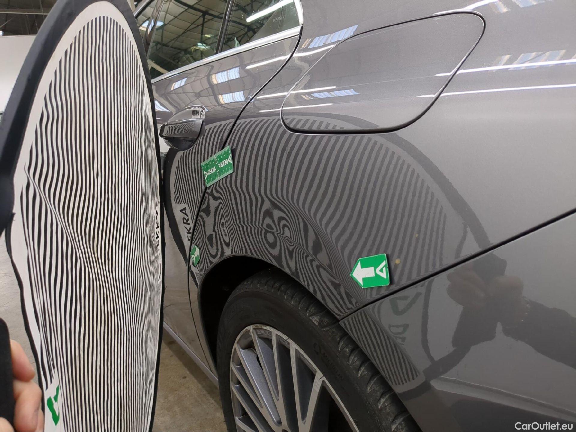  Mercedes  CLA-Klasse MERCEDES-BENZ CLA Coupe / 2019 / 4P / Coupé CLA 200 d Business Line BA8 #9