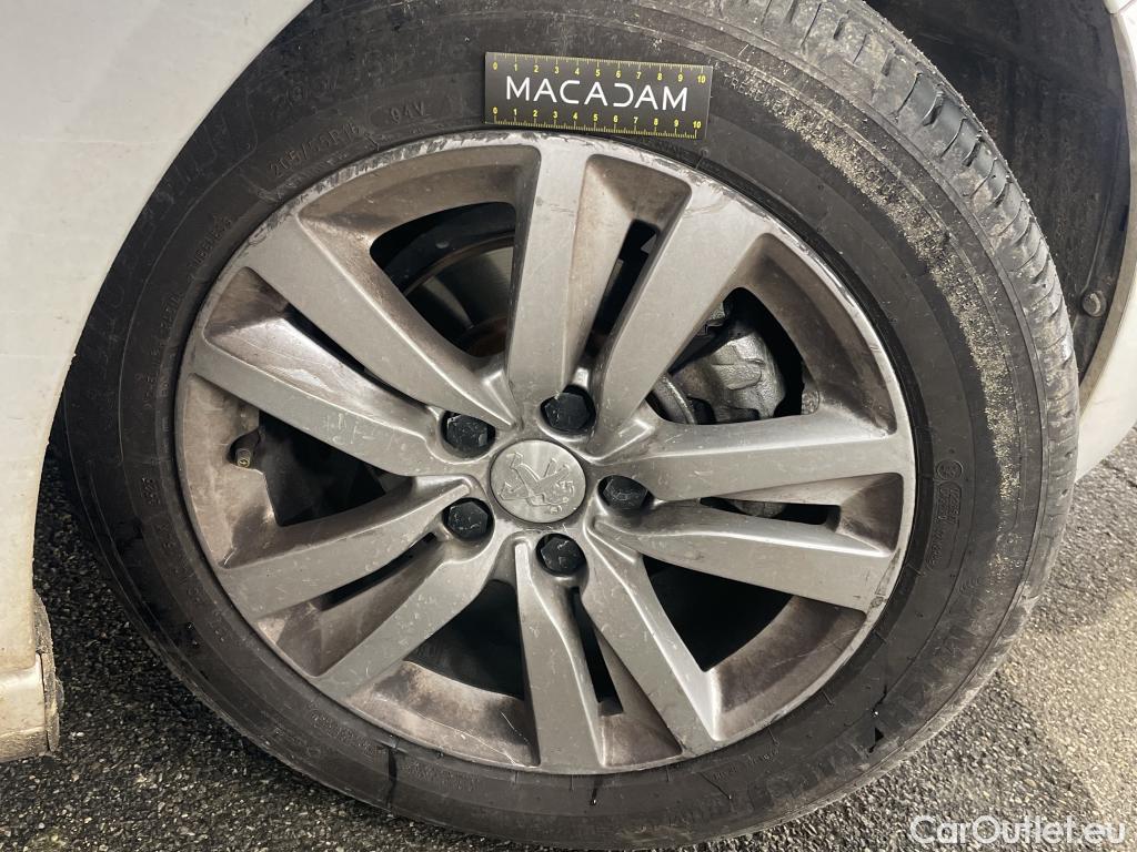  Peugeot  308  Active Business 1.5 HDI 100CV BVM6 E6d #24