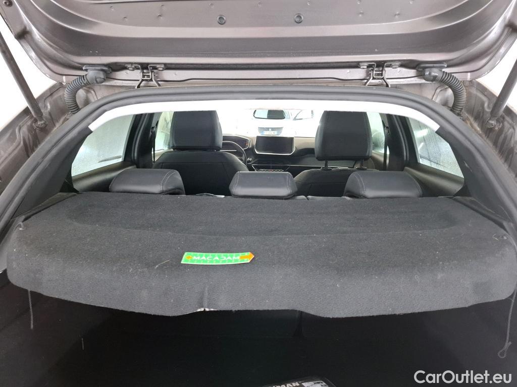  Peugeot  208 PEUGEOT  / 2019 / 5P / Berline BLUEHDI 100 S&S Allure Business #18